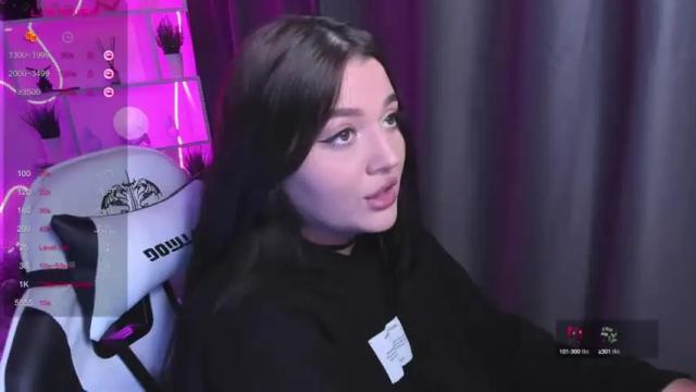 Image 10 of moonrenata Stream on Chaturbate on 14 months ago