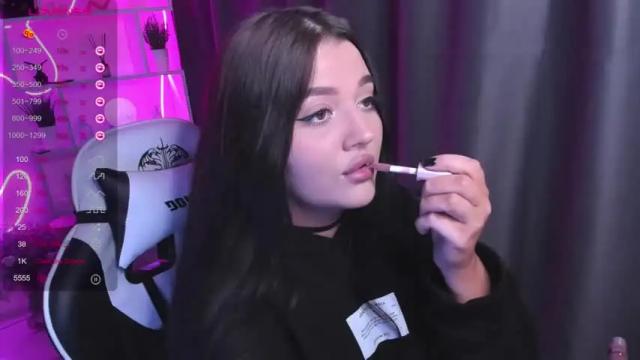 Image 12 of moonrenata Stream on Chaturbate on 14 months ago