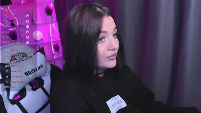 Image 4 of moonrenata Stream on Chaturbate on 14 months ago