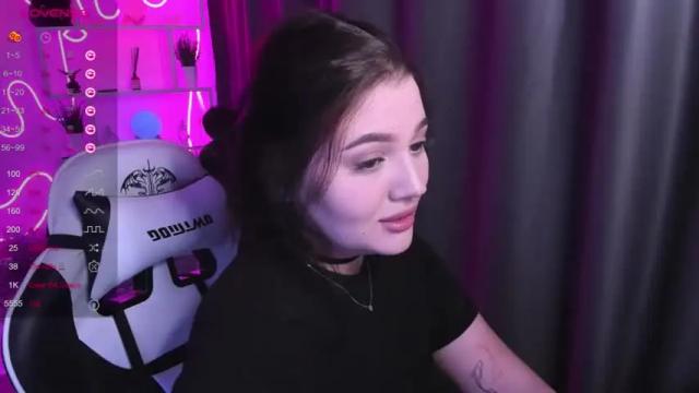 Image 12 of moonrenata Stream on Chaturbate on 14 months ago