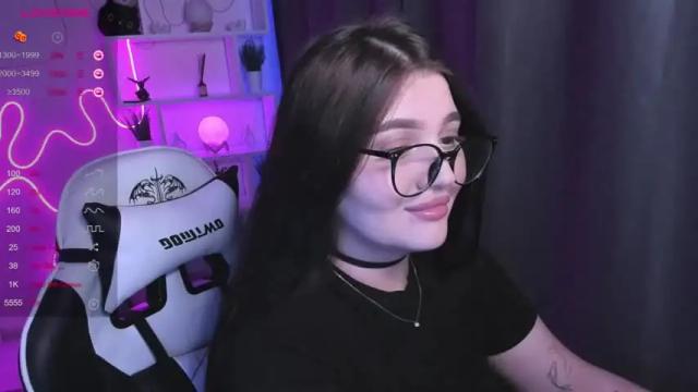 Image 10 of moonrenata Stream on Chaturbate on 14 months ago
