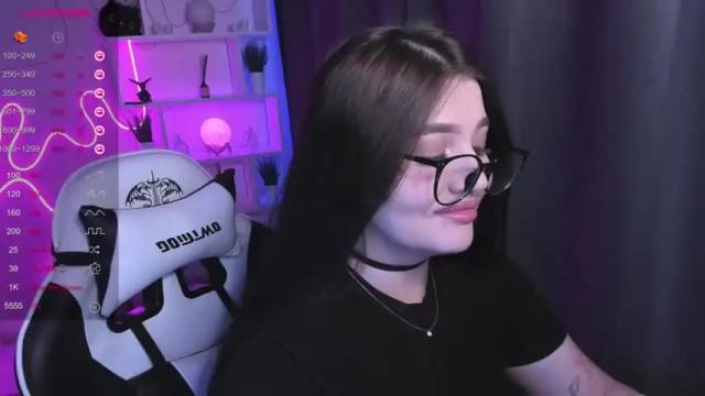 Image 6 of moonrenata Stream on Chaturbate on 14 months ago