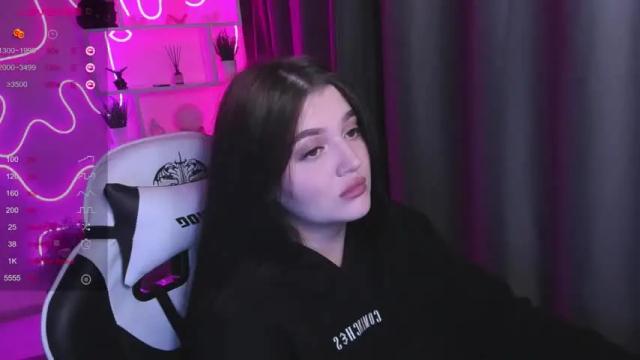 Image 2 of moonrenata Stream on Chaturbate on 14 months ago