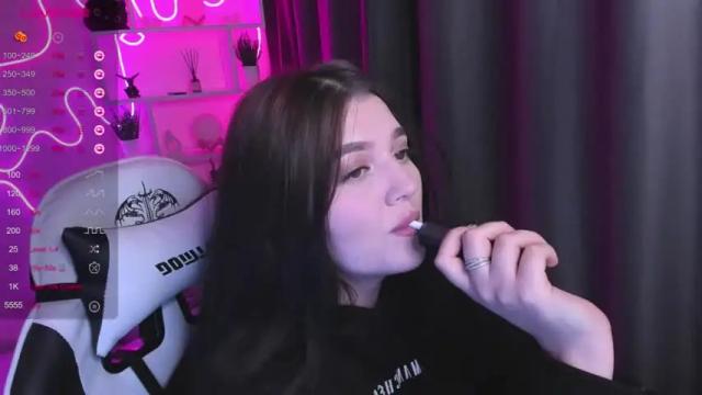 Image 6 of moonrenata Stream on Chaturbate on 14 months ago