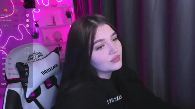 Image 8 of moonrenata Stream on Chaturbate on 14 months ago