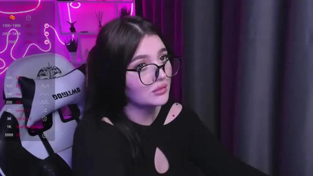 Image 11 of moonrenata Stream on Chaturbate on 14 months ago