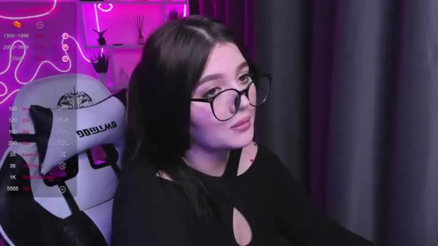 Image 7 of moonrenata Stream on Chaturbate on 14 months ago