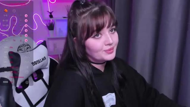 Image 2 of moonrenata Stream on Chaturbate on 14 months ago