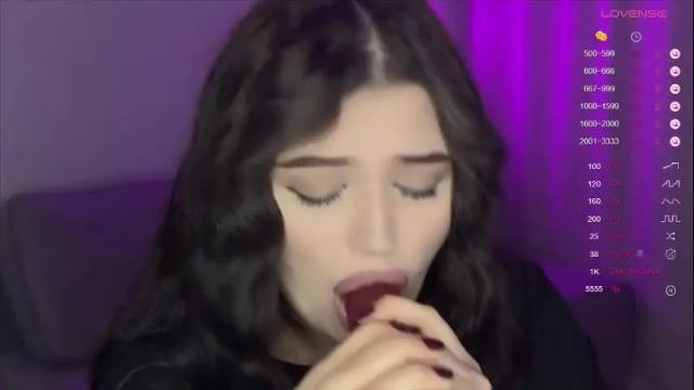Image 11 of moonrenata Stream on Chaturbate on 1 month ago