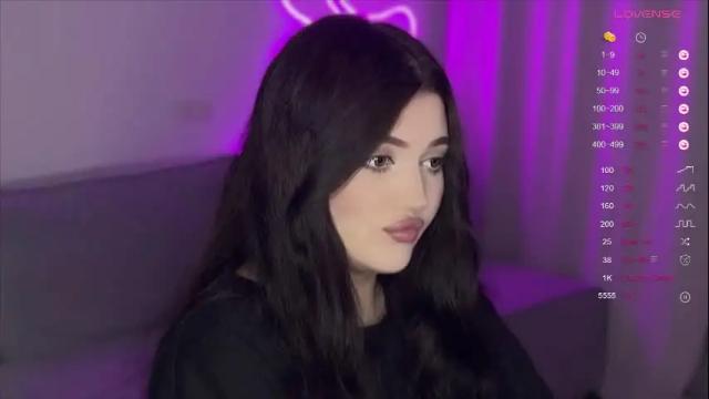 Image 6 of moonrenata Stream on Chaturbate on 1 month ago