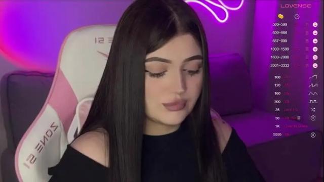 Thumbnail 1, moonrenata's Stream at Chaturbate, 1 month ago