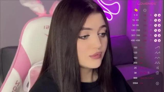 Image 10 of moonrenata Stream on Chaturbate on 1 month ago