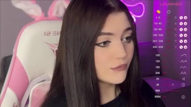 Image 4 of moonrenata Stream on Chaturbate on 1 month ago