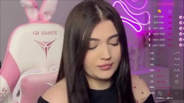 Image 7 of moonrenata Stream on Chaturbate on 1 month ago