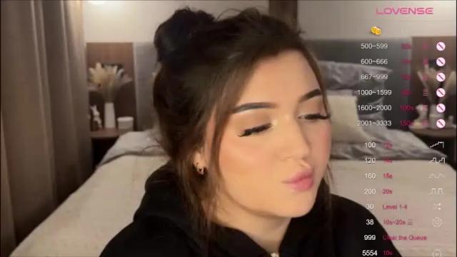 Thumbnail 2, moonrenata's Stream at Chaturbate, 1 month ago