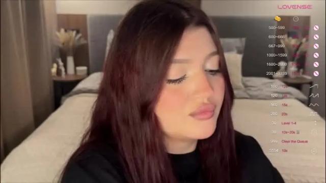 Image 10 of moonrenata Stream on Chaturbate on 1 month ago