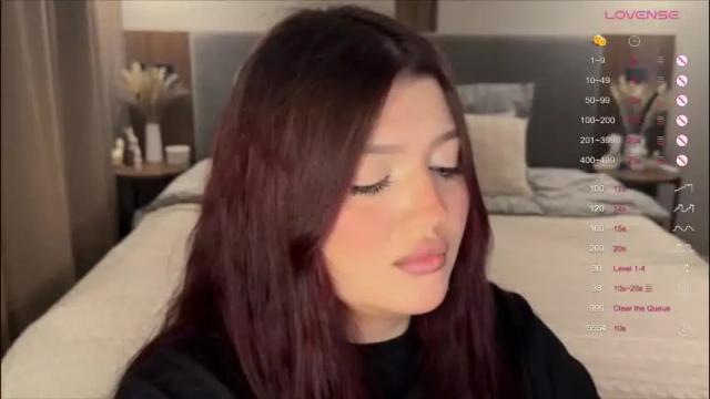 Image 11 of moonrenata Stream on Chaturbate on 1 month ago