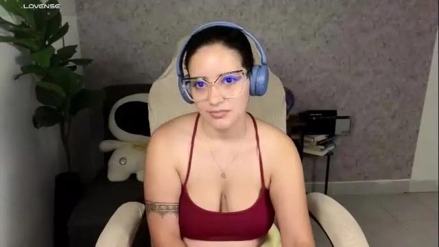 Image 6 of moonwoman_ Stream on Chaturbate on 1 month ago