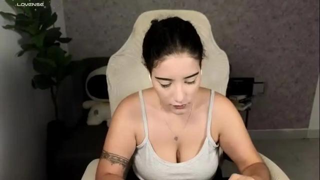 Image 6 of moonwoman_ Stream on Chaturbate on 1 month ago