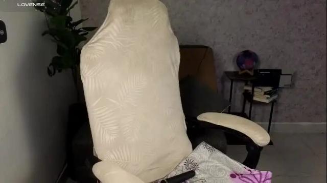 Thumbnail 2, moonwoman_'s Stream at Chaturbate, 25 days ago