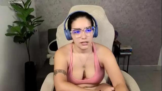 Image 12 of moonwoman_ Stream on Chaturbate on 7 days ago