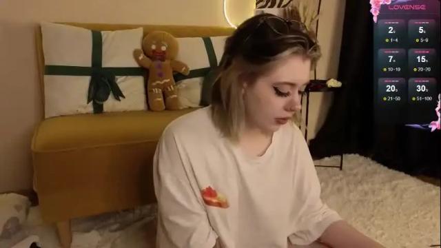 Image 6 of moore_iris Stream on Chaturbate on 1 month ago