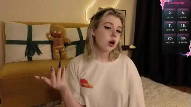 Image 8 of moore_iris Stream on Chaturbate on 1 month ago