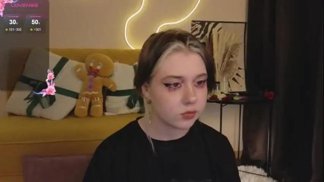 Image 12 of moore_iris Stream on Chaturbate on 4 months ago