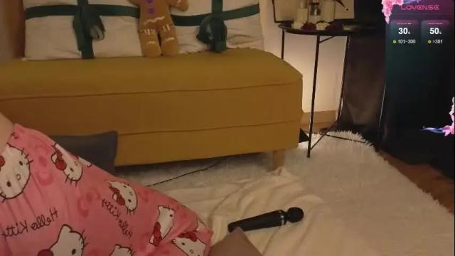 Image 11 of moore_iris Stream on Chaturbate on 3 months ago