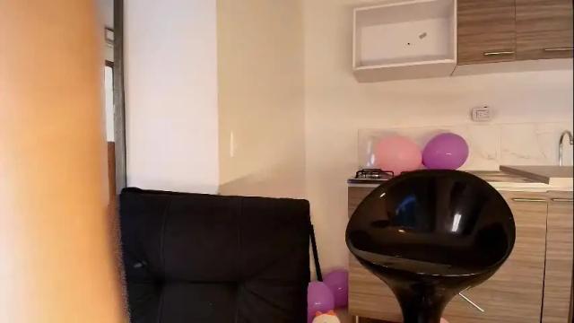Image 10 of moorita_27 Stream on Chaturbate on 6 days ago