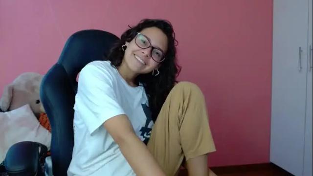 Image 7 of mora_haze Stream on Chaturbate on 1 month ago