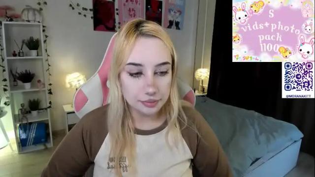 Image 3 of moranakit Stream on Chaturbate on 1 month ago