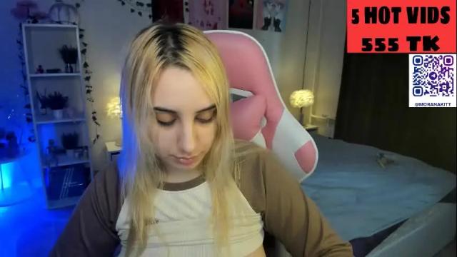 Image 2 of moranakit Stream on Chaturbate on 17 days ago