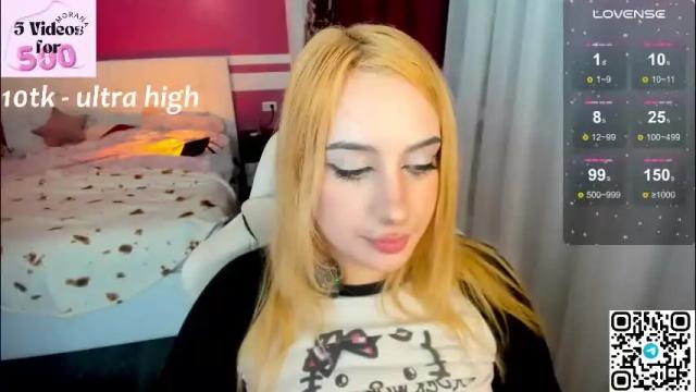 Image 4 of moranakit Stream on Chaturbate on 5 days ago