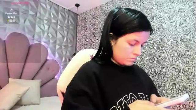 Image 2 of morgan_reds Stream on Chaturbate on 10 days ago