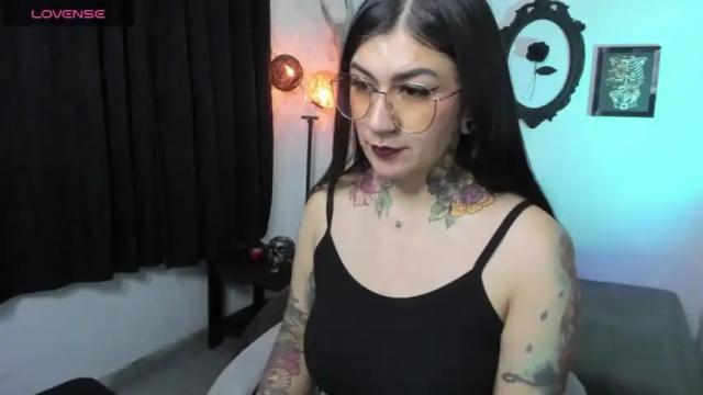 Image 3 of morgana_manson Stream on Chaturbate on 14 months ago