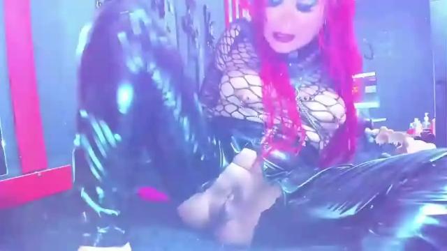 Image 4 of morganacrowley Stream on Chaturbate on 20 months ago