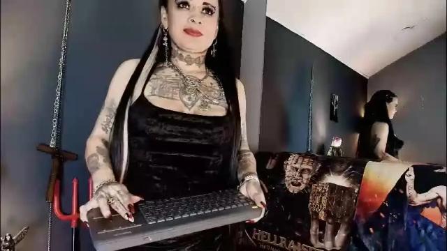 Image 4 of morganacrowley_ Stream on Chaturbate on 2 months ago