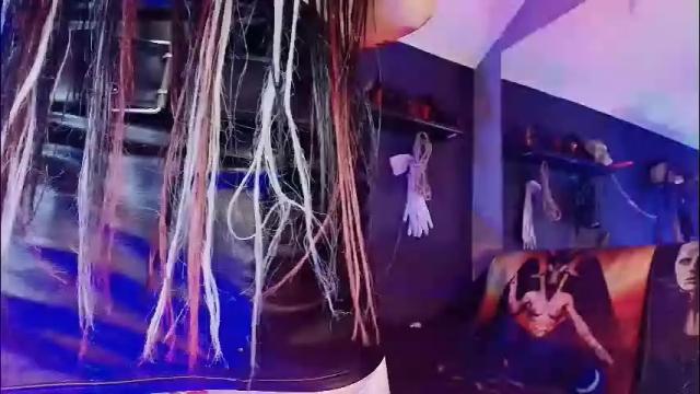 Image 4 of morganacrowley_ Stream on Chaturbate on 2 months ago