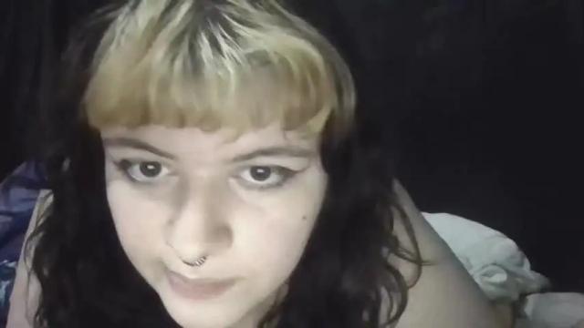 Image 2 of morganasunn Stream on Chaturbate on 9 months ago