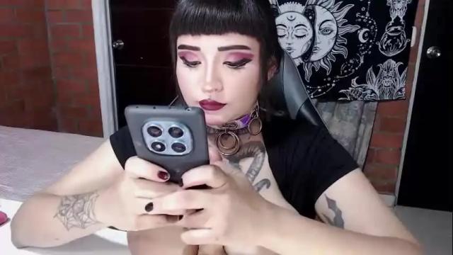 Image 7 of morganmoon1 Stream on Chaturbate on 2 months ago