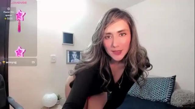 Image 3 of moriahhoe Stream on Chaturbate on 5 days ago