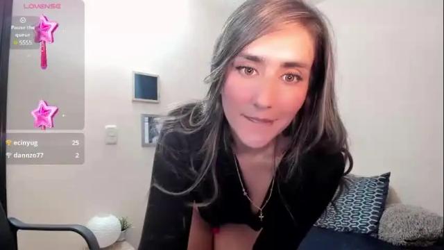Image 6 of moriahhoe Stream on Chaturbate on 5 days ago