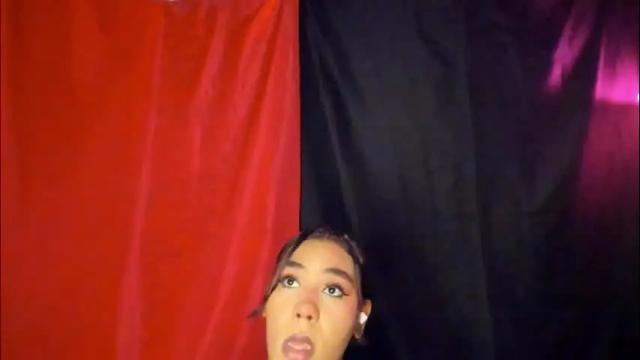 Image 12 of morochaa_fire Stream on Chaturbate on 6 days ago