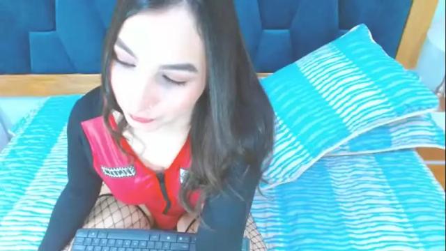 Image 4 of morrigan_luxus Stream on Chaturbate on 2 months ago