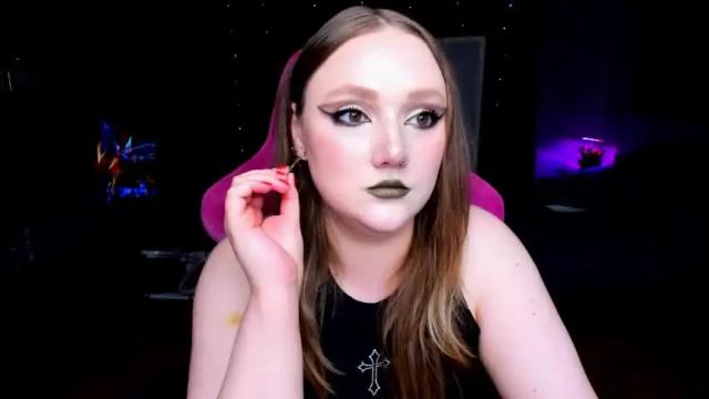 Image 4 of motorkate Stream on Chaturbate on 26 days ago