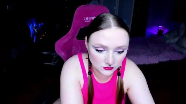 Image 3 of motorkate Stream on Chaturbate on 15 days ago