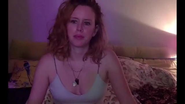 Image 6 of moxiecakes Stream on Chaturbate on 15 months ago