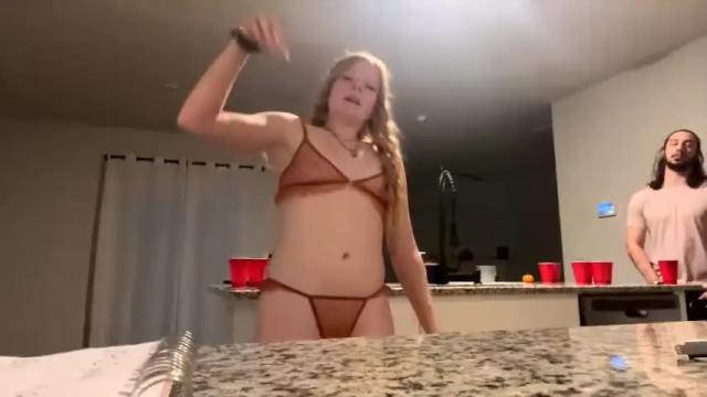 Image 7 of mrandmrsdelvalle Stream on Chaturbate on 17 months ago
