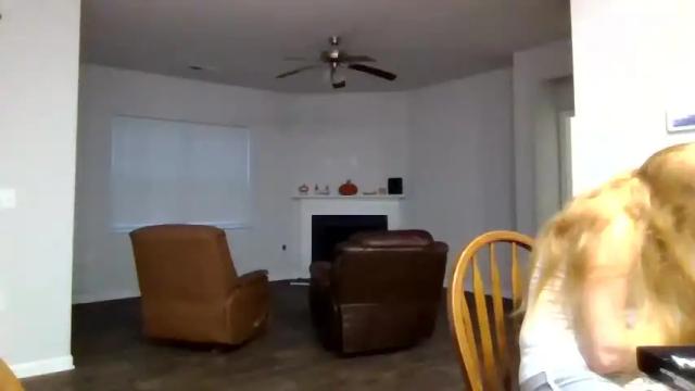 Image 3 of mrandmrsdelvalle Stream on Chaturbate on 18 months ago